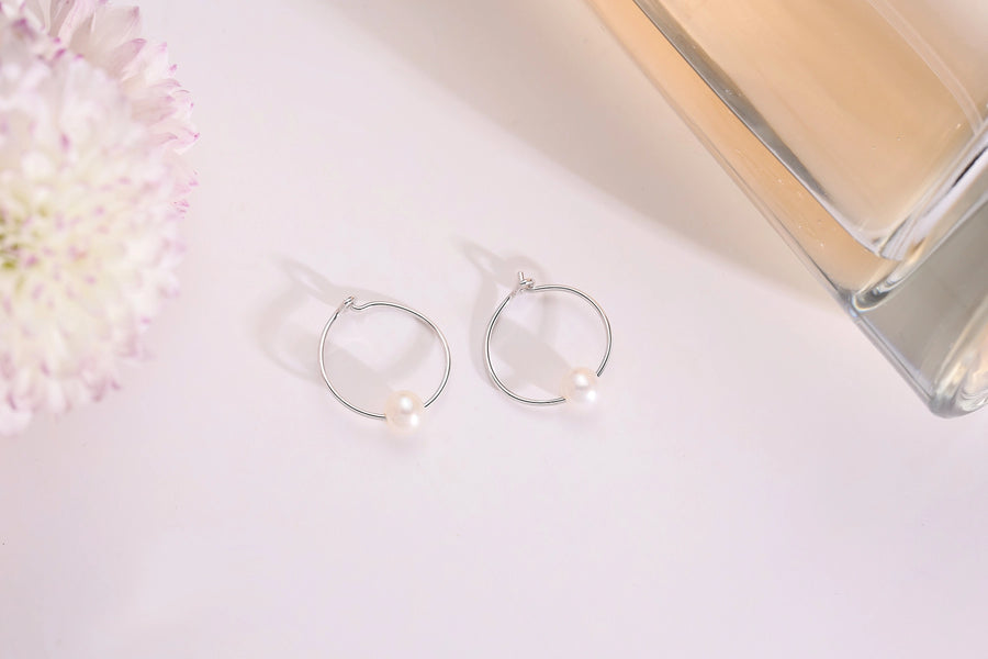 Metzakka Pearl Hoop Earrings